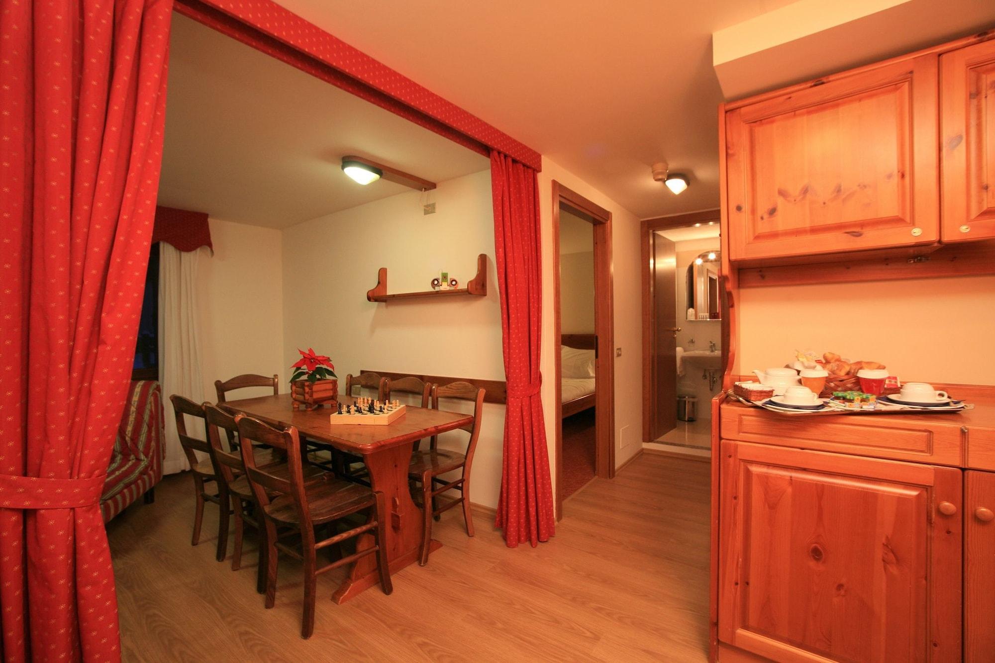 Hotel Miramonti Corvara Eksteriør billede